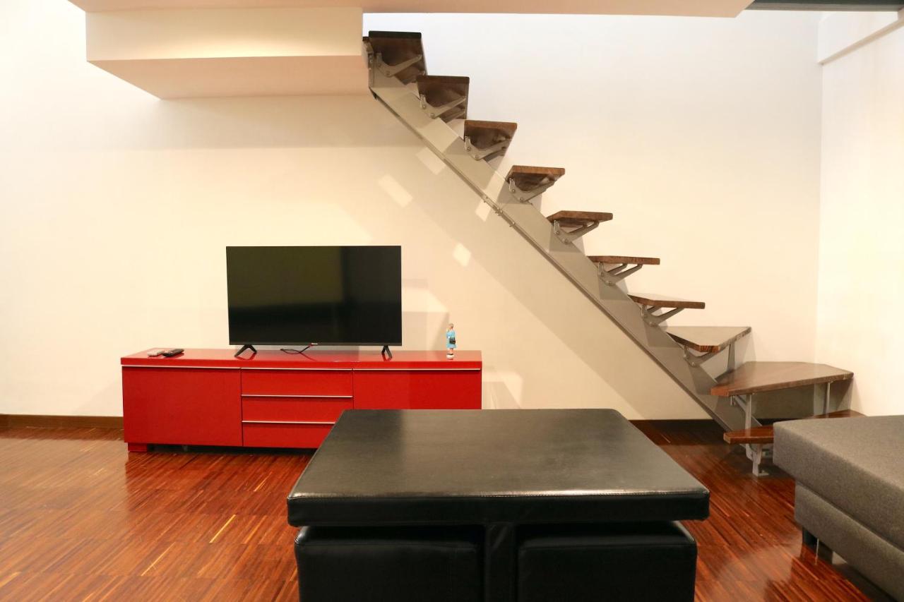 Cozy & Large Loft Famagosta Apartment Milano Ngoại thất bức ảnh