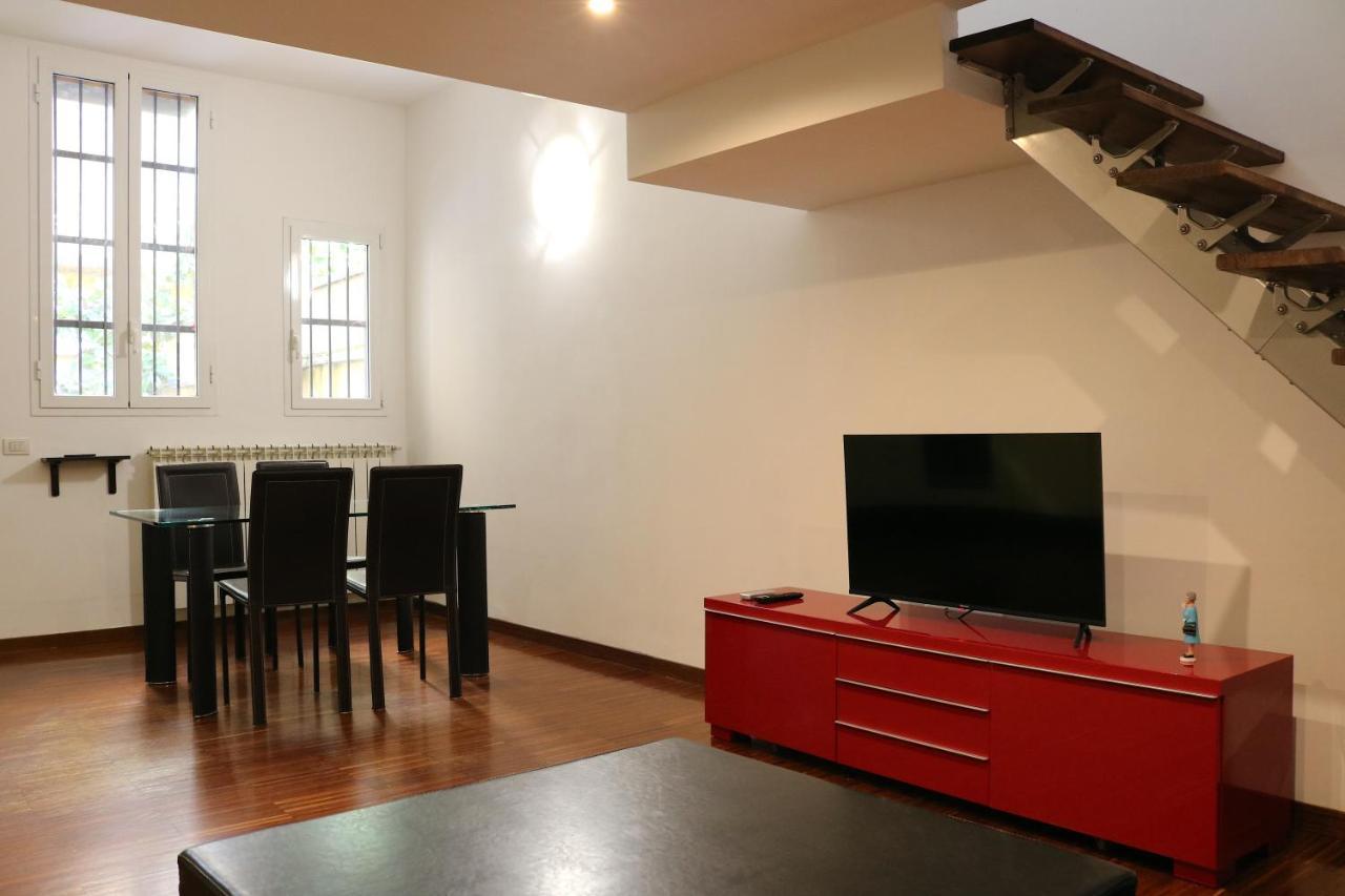 Cozy & Large Loft Famagosta Apartment Milano Ngoại thất bức ảnh
