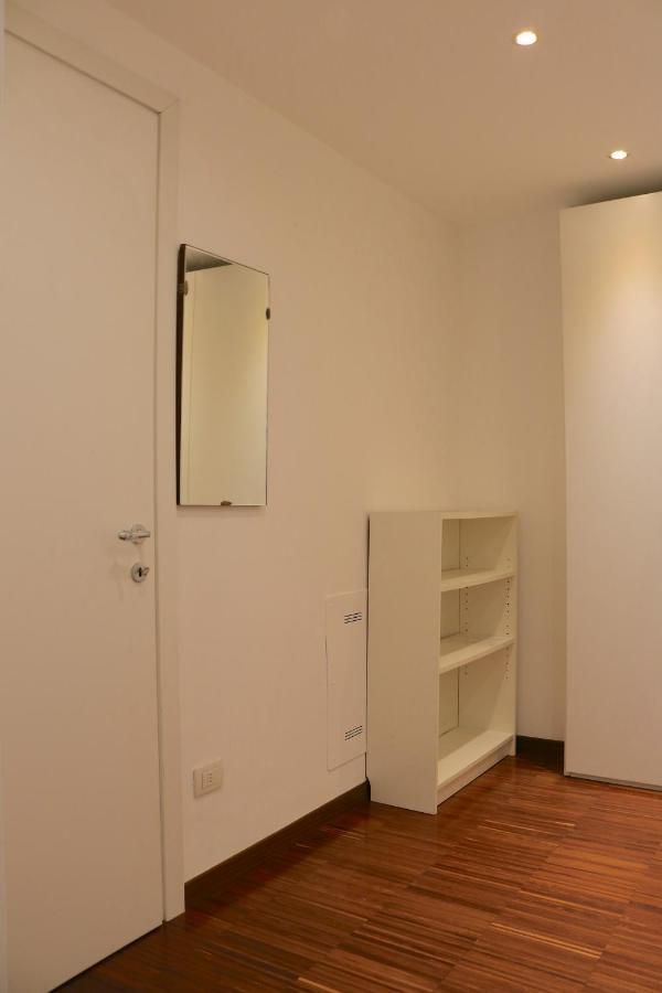 Cozy & Large Loft Famagosta Apartment Milano Ngoại thất bức ảnh