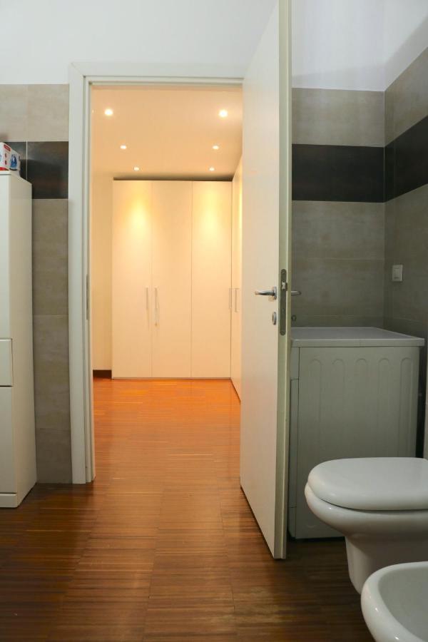 Cozy & Large Loft Famagosta Apartment Milano Ngoại thất bức ảnh
