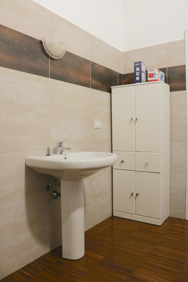 Cozy & Large Loft Famagosta Apartment Milano Ngoại thất bức ảnh