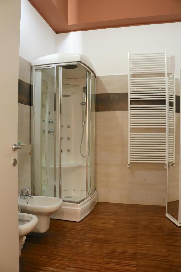 Cozy & Large Loft Famagosta Apartment Milano Ngoại thất bức ảnh